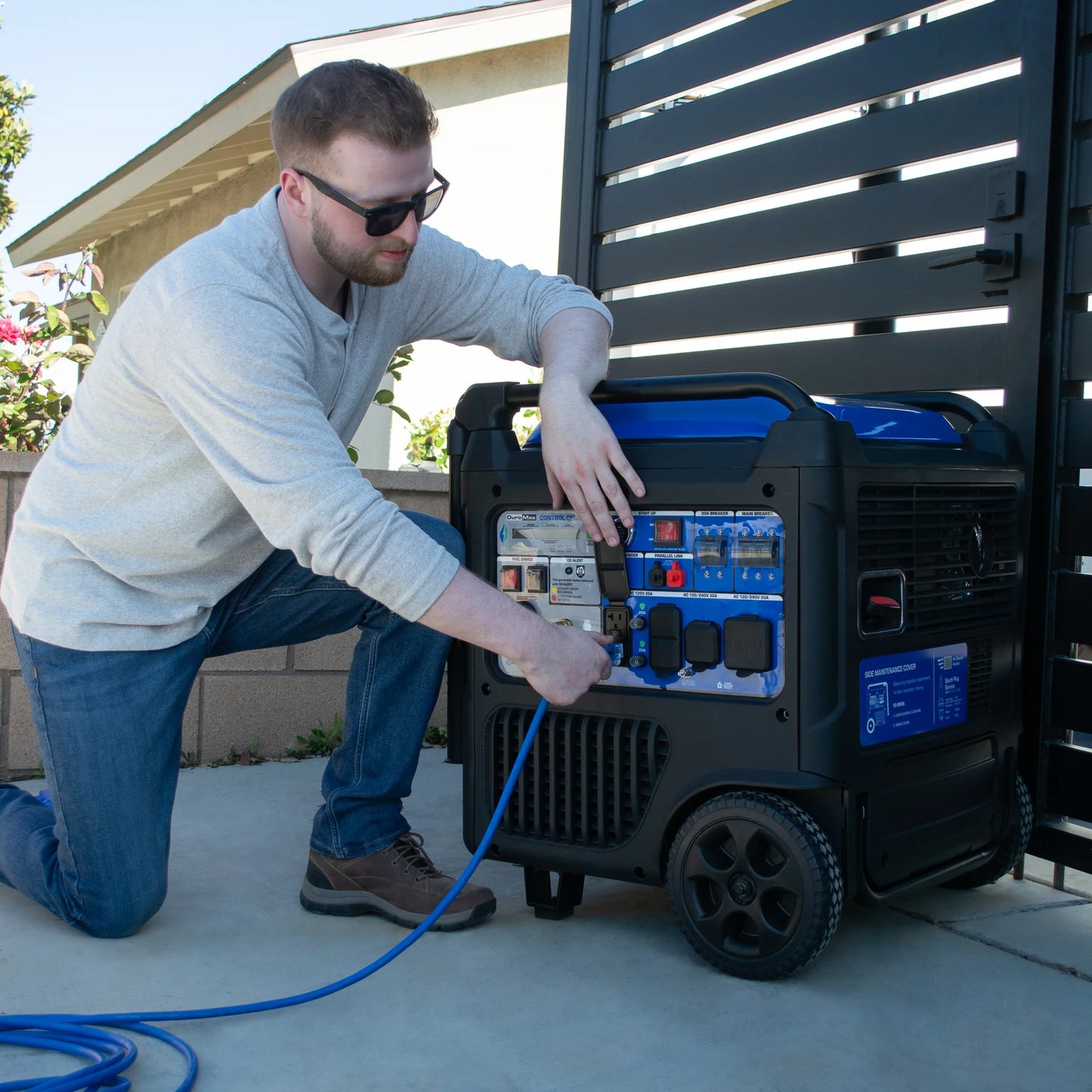 DuroMax XP9500iH Portable Dual Fuel Inverter Generator w/ CO Alert